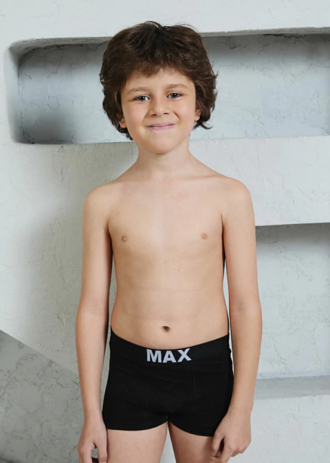 M617 BOXER NIÑO en internet