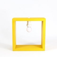 Luminária Yellow Decor na internet