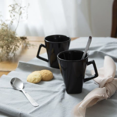 Jarro mug Quartier 350 cc negro Biona x6 en internet