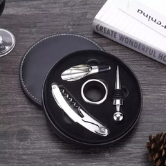 Set x4 accesorios de vino acero con estuche Carol - tienda online