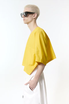 REMERA PARANOID AMARILLO en internet