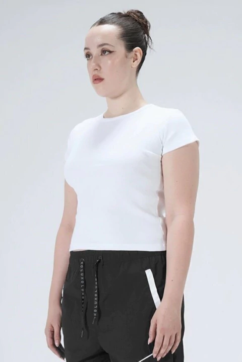 REMERA BABY TEE LUXO