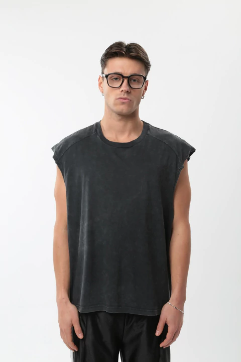 MUSCULOSA OVER LOW KEY PLGR