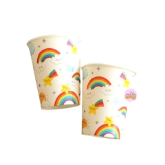 Vasos arcoiris nubes sol