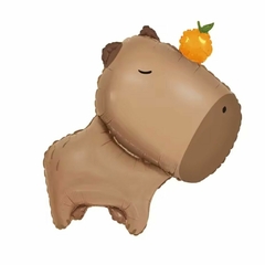 Globo capibara con fruta