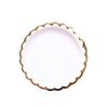 Plato blanco borde onditas dorado x8