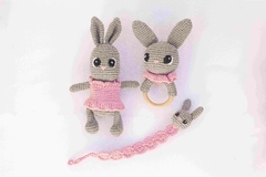 Set de nacimiento Sonajero, Muñeco de Apego Y Porta Chupete - comprar online
