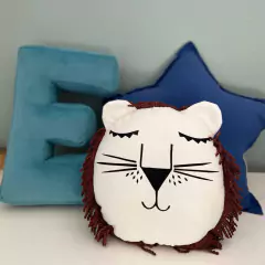 Letra almohadón EN STOCK - Algo Bonito Universo Artesanal