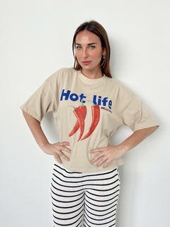 Imagen de REMERA HOT LIFE (D4054)