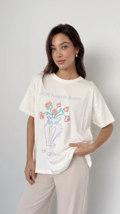 REMERA BLOOM (D10092)