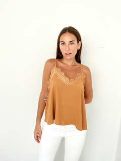 MUSCULOSA MAREH (D3003) en internet