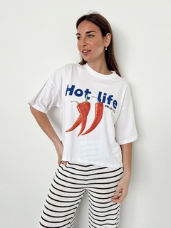 REMERA HOT LIFE (D4054) - comprar online