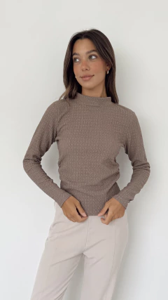 REMERA PRIAMOS (D10041) en internet