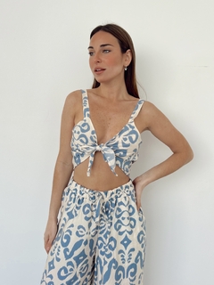 TOP FAYRUZ (D4058)