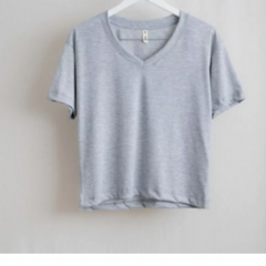 REMERA LILU