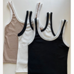 MUSCULOSA BAIANA