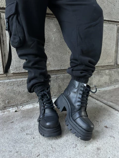 Berlin Cuero Negro - Juanita Shoes