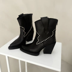 FELINA CUERO NEGRO - comprar online