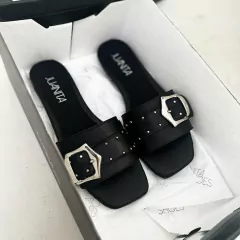 MAILU CUERO NEGRO en internet