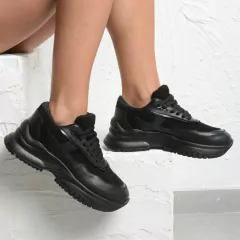 California Cuero Negro en internet