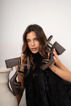 SANDALIA ALONDRA CUERO CHOCOLATE - tienda online