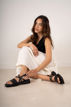 SANDALIA BAYSIDE CUERO NEGRO