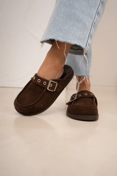 ZUECO BOLT GZA. CUERO CHOCOLATE