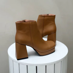 TOSCANA CUERO CAMEL en internet