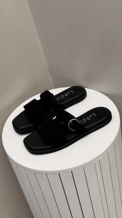 KOVA GAMUZA CUERO NEGRO - Juanita Shoes