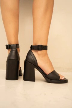 Imagen de MARA CUERO NEGRO