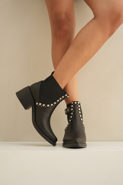 Morela Cuero Negro - comprar online