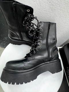 BOSTON CUERO NEGRO (2da) - TALLE 36 - comprar online