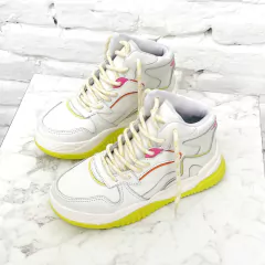 Blake Cuero Blanco y Lima