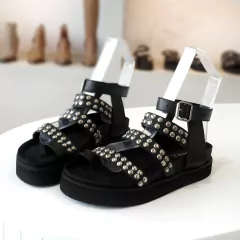 AMATISTA CUERO NEGRO