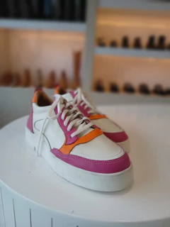 Bogna Cuero Blanco y Fucsia (cuero arrugado pie izquierdo) - tienda online