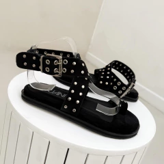 CINDY GAMUZA CUERO NEGRO en internet