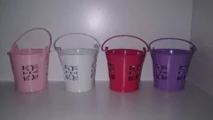 Mini Baldes Calados Souvenir corazon o flor