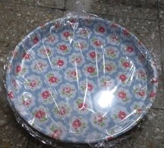Imagen de Bandeja redonda de metal con diseño de flores
