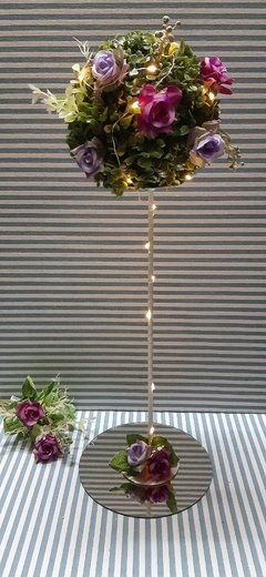 CENTRO DE MESA ARBOL CON ESPEJO FLORES Y LUCES LED - Somos tu Evento