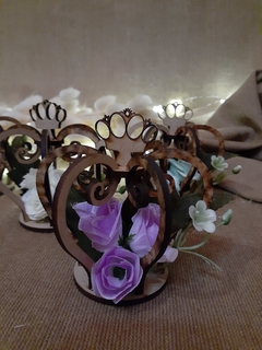Souvenir corona con flores - Somos tu Evento