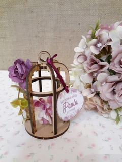 souvenir jaulita de madera con flores - tienda online