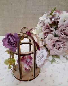 souvenir jaulita de madera con flores - Somos tu Evento
