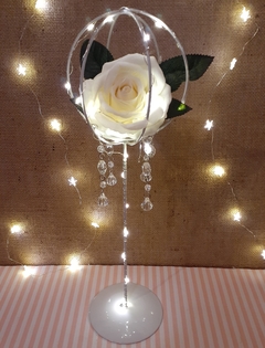Centro de mesa 43 cm rosa luces led y caireles en internet