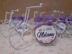 Souvenir Mini Bici corazón Con Flores Y Tarjeta - comprar online