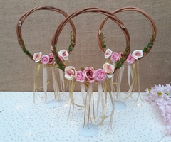 Imagen de centro de mesa atrapa sueños floral