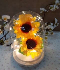 cúpula de vidrio girasol con luces led - Somos tu Evento