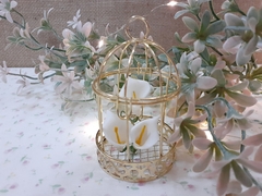 Souvenir Jaulita Dorada Con Flores - comprar online