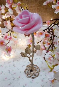 souvenir rosa tallo 10 cm - Somos tu Evento