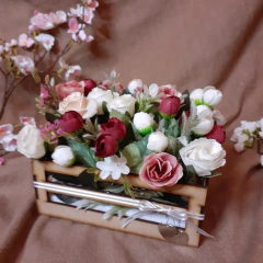 Centro de Mesa Cajoncito con Flores - comprar online