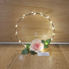 Centro de mesa Aro con Rosa y Luz LED